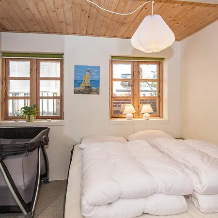 5 Person In Borkop-by Traum