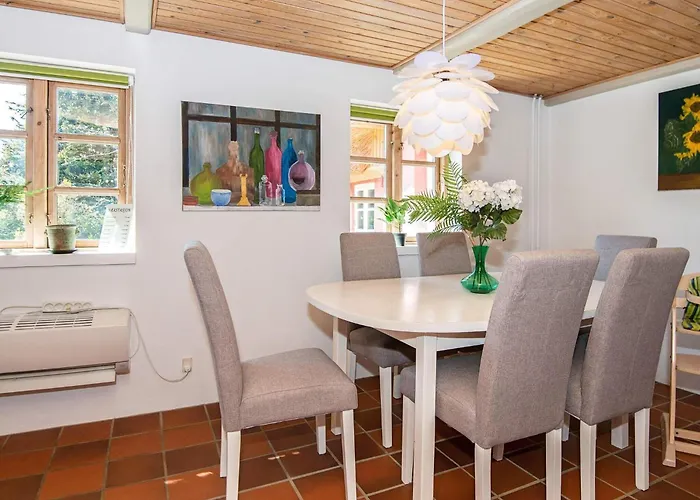 5 Person In Borkop-by Traum * ボルコップ